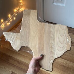 NWT Texas Wood Cutting Board